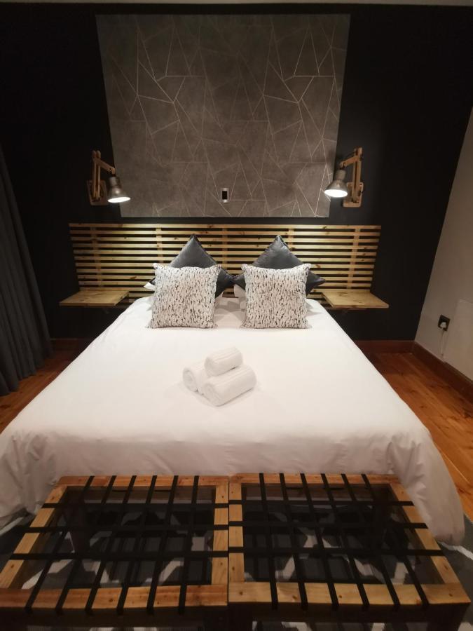 Guest Suites On Connor Блумфонтейн Екстер'єр фото